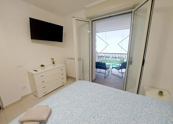 Apartman Casa Felice 2 *